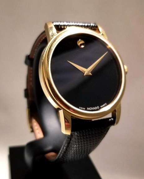 Movado Museum classic Black Yellow Gold Plated Stainless Steel  MO.01.1.34.6002 Men's Wristwatch 38 mm