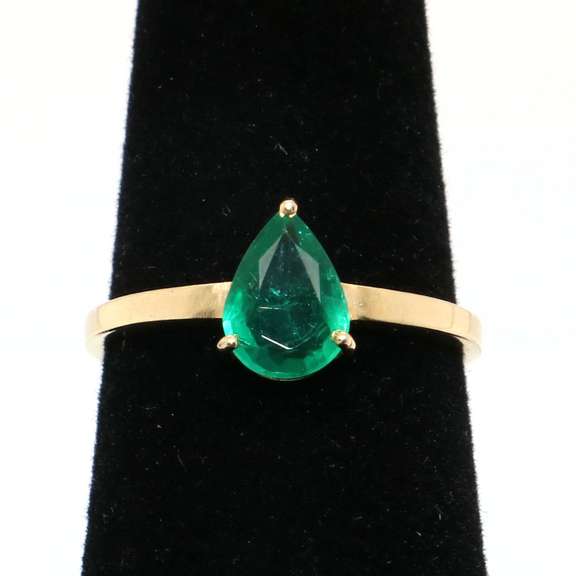 14kt Yellow Gold & Emerald Cocktail Ring