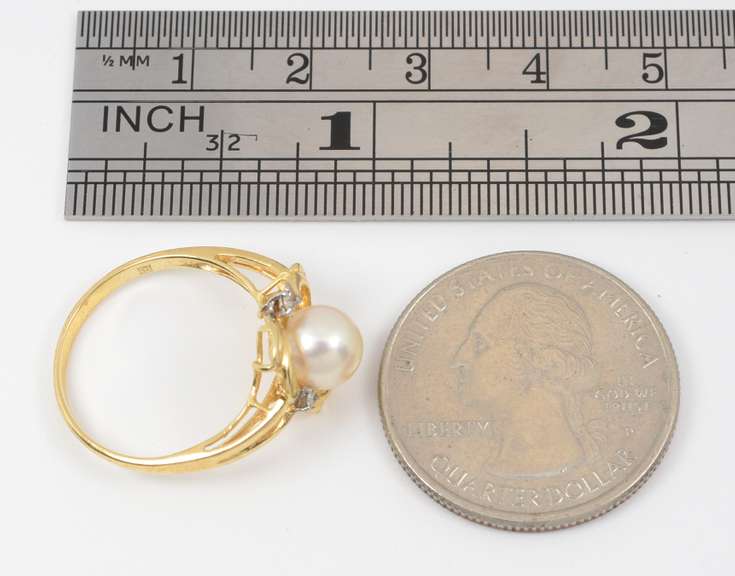 Nicely Designed Pearl Ring