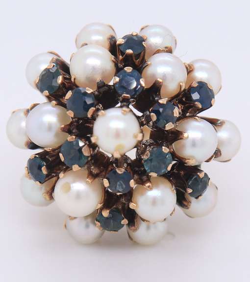 Vintage Yellow Gold Blue Sapphire and Pearl Cluster Ring