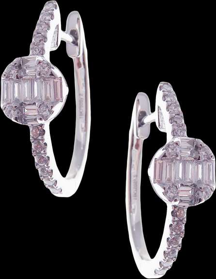 Diamond Clustered 18k White Gold Horseshoe Earrings