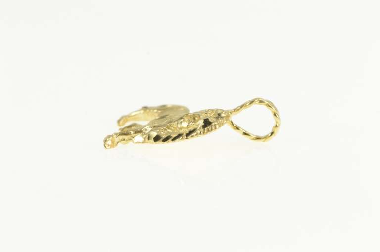 14K Yellow Gold Diamond Cut Lion Big Cat African Animal Pendant