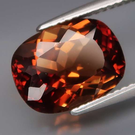 Top whiskey red! 5.18ct cushion cut Imperial Topaz