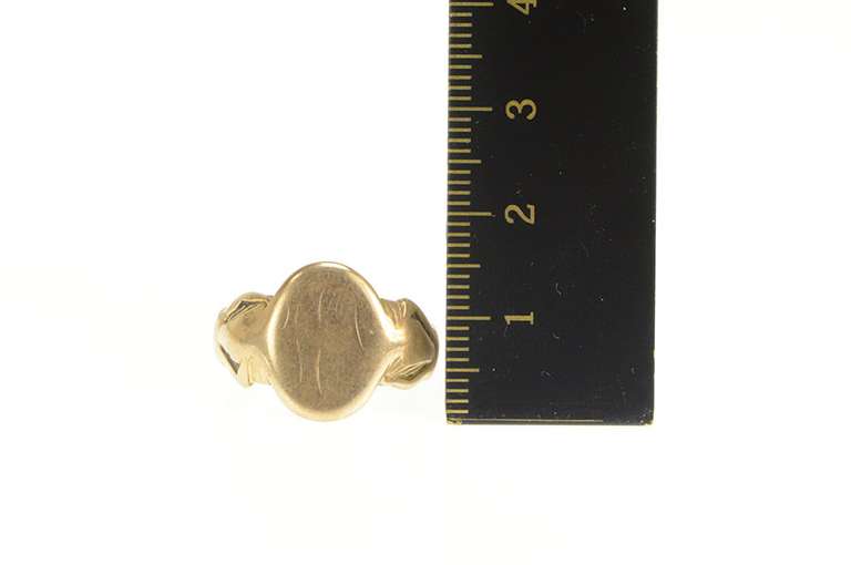 14K Yellow Gold Art Nouveau Lady Oval Monogram Engravable Ring