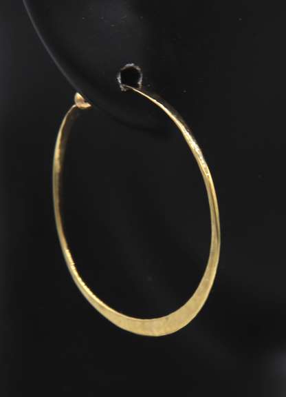 Beautiful Yellow Gold Hoop Earrings