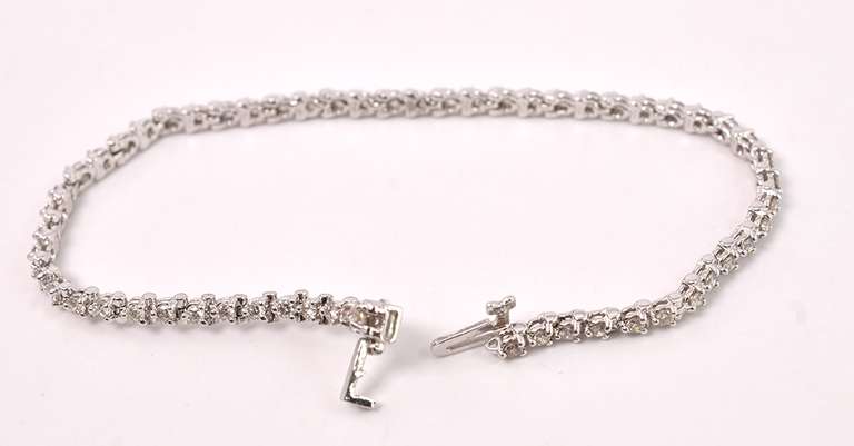 Precious 2.0 Carat Diamond Tennis Bracelet in 14K White Gold
