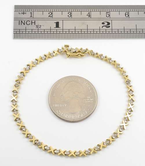 Sweet Little XOXO Style Bracelet