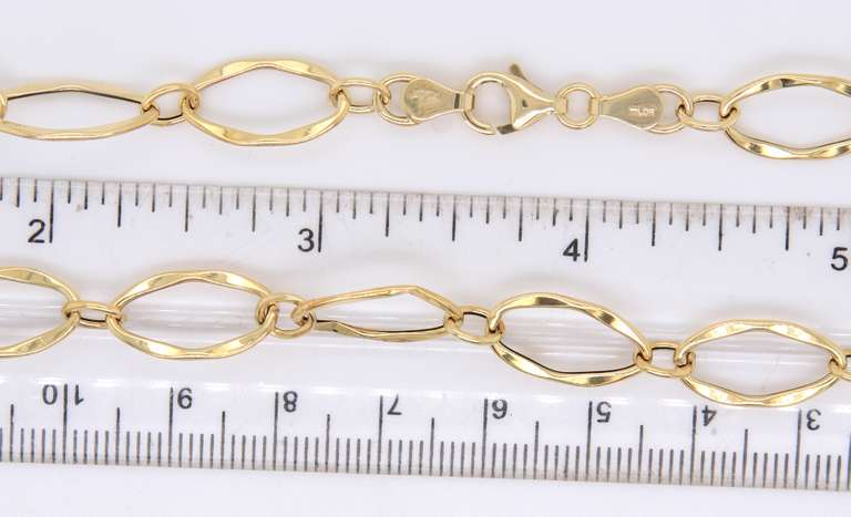 Elegant Yellow Gold Fancy oval Link Chain Necklace