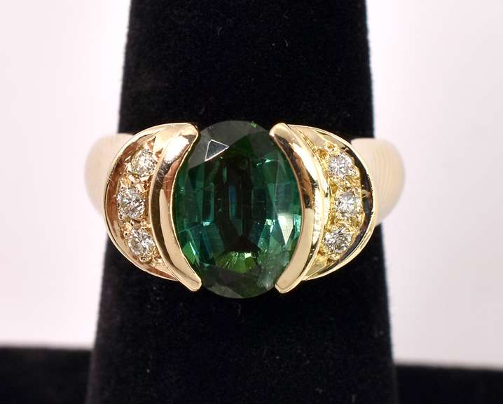 Immaculate Approx. 3.15CTS Tourmaline and Diamond Ring in 14K Yellow Gold