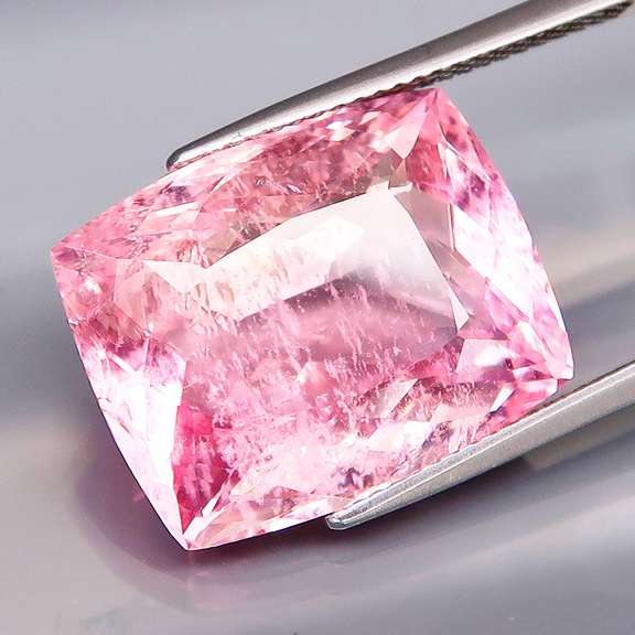 Massive! 16.88ct untreated bubblegum pink Morganite