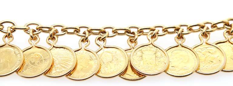 Polished Coin Charm Bracelet in 14kt Yellow Gold
