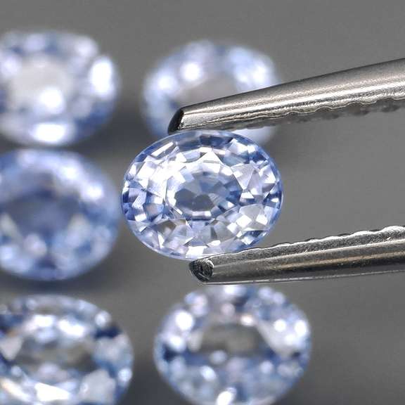 Exquisite 2.25ct 6 piece Ceylon Sapphire set