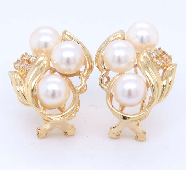 Fantastic Yellow Gold White Fresh Water Pearl and Diamond Earrings