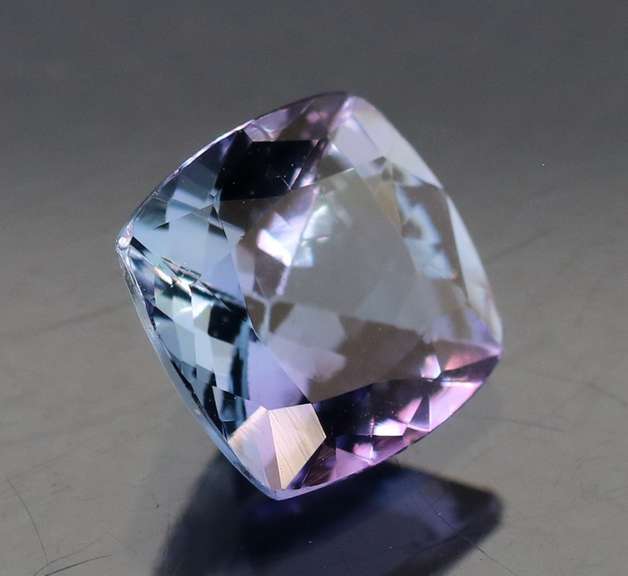 High fire 1.53ct cushion cut Tanzanite