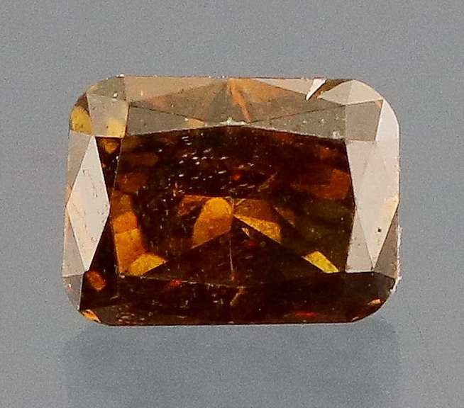 Stunning .23ct cushion cut chocolate Diamond