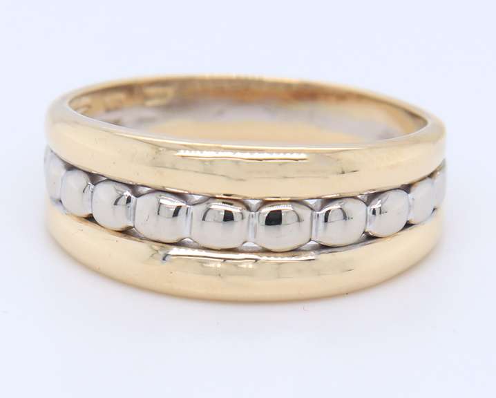 Attractive Two Tone Gold Milor Italy Dot Ring