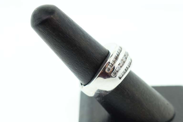 LADIES 14K WHITE GOLD AND DIAMOND BAND