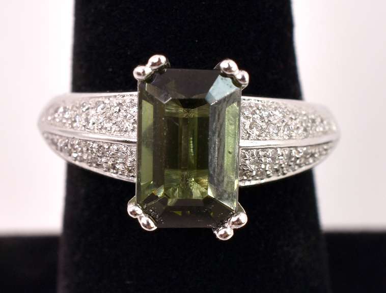 Fantastic Approx. 3.29CTS Tourmaline and Diamond Ring in 14K White Gold