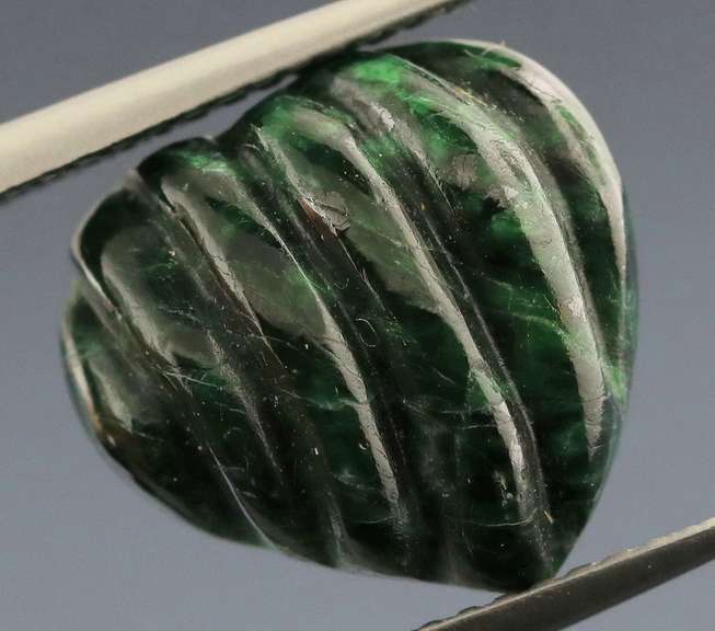 Gorgeous 3.14ct Jade heart carving