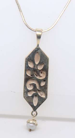 Vintage Sterling Silver Signed Pendant on Chain Necklace