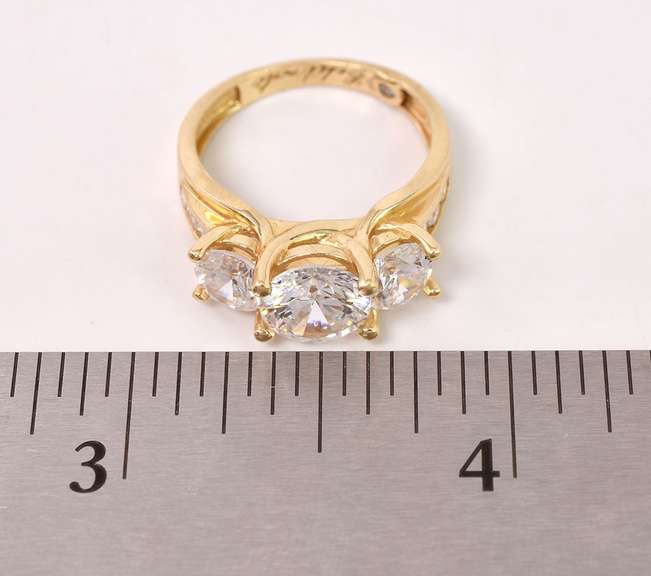 Gorgeous Three Stone CZ Ring in 14K Yellow Gold