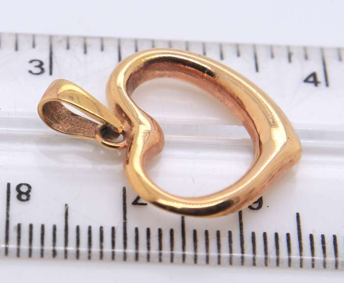 Beautiful Yellow Gold Heart Shaped Pendant