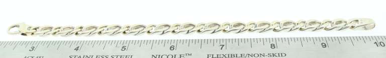 Classy 18k White Gold Curb Chain Bracelet.