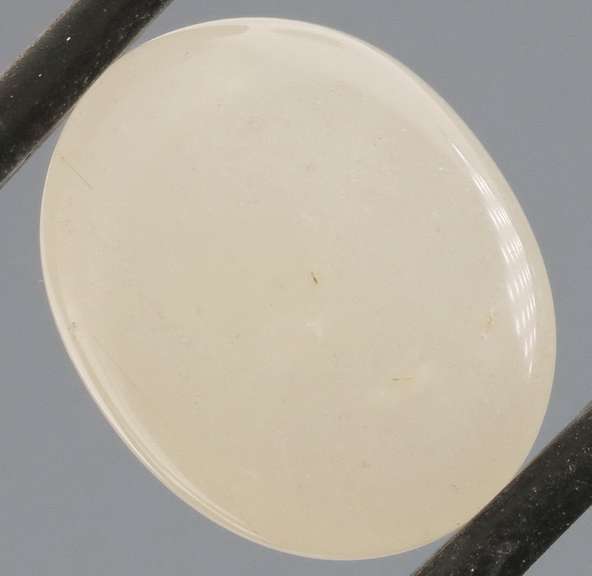 Sublime 6.62ct untreated Moonstone cabochon