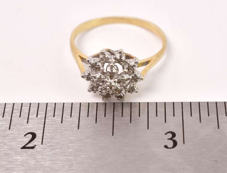 Fabulous Floral Cluster Diamond Ring in 14K Yellow Gold