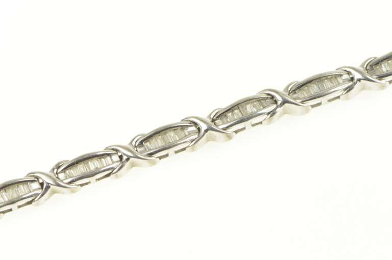 14K White Gold 1.25 Ctw Baguette Diamond Classic Tennis Bracelet