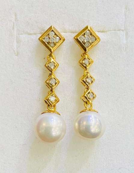 14kt Yellow Gold, Pearl, & Diamond Earrings