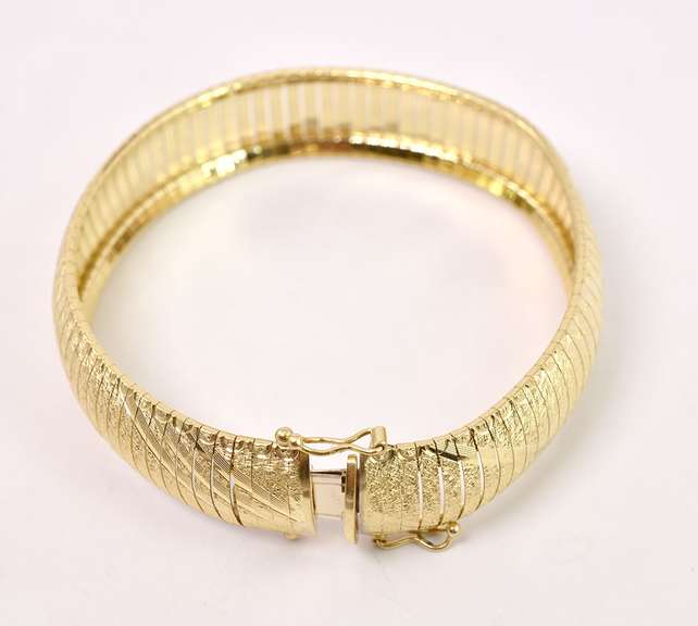 Sensational Omega Bracelet in 14K Yellow Gold