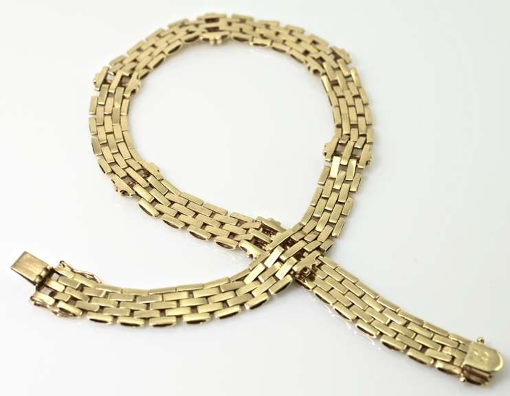 Lovely 14K Panther Link Necklace with Diamonds