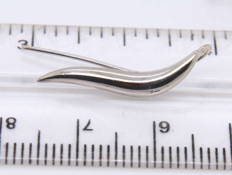 Beautiful White Gold Earrings Climbers