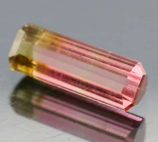 Bi-color! Eye clean! 2.59ct natural watermelon Tourmaline!