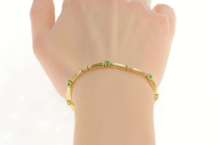 14K Yellow Gold Diamond Emerald Classic Bar Link Tennis Bracelet