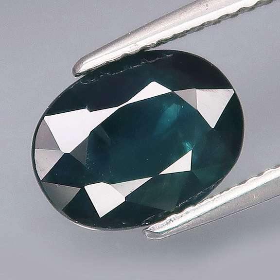 Gorgeous 2.93ct HEATED ONLY midnight blue Sapphire