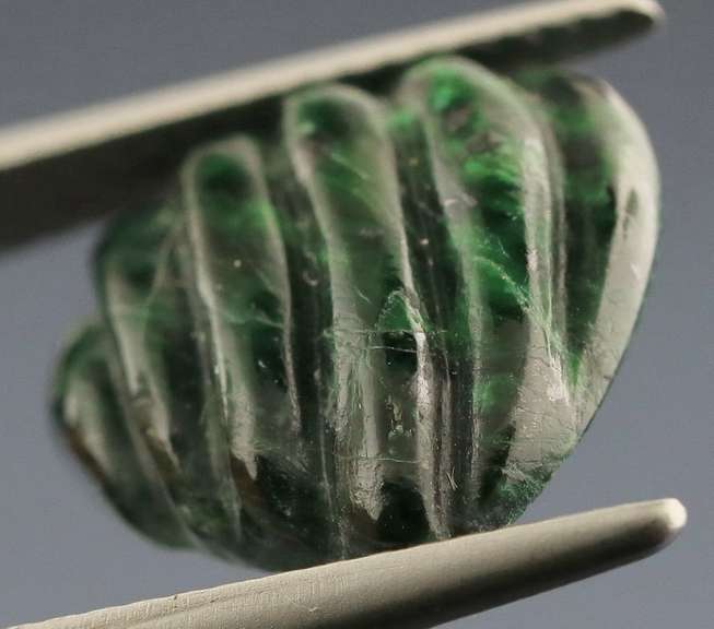 Gorgeous 3.14ct Jade heart carving