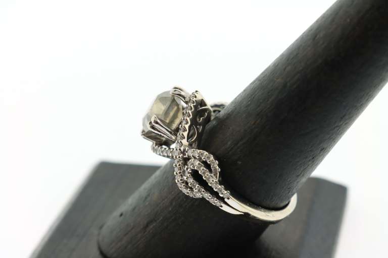 Dazzling 18kt White Gold Diamond Halo Split Shank Ring