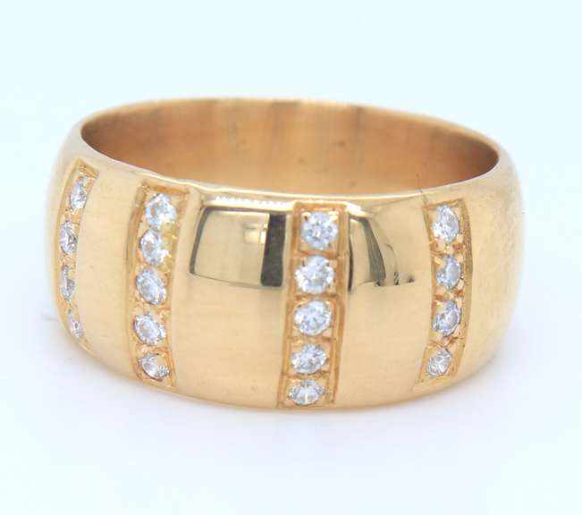 Modern and Sleek 18kt Yellow Gold 4 Row Diamond Striped Wide Band