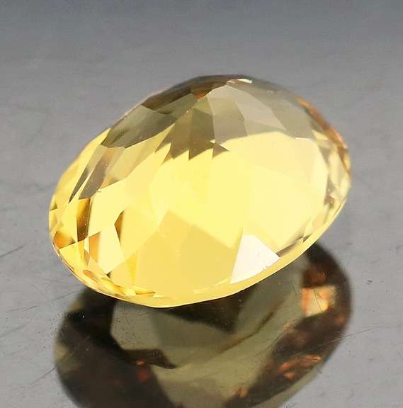 Phenomenal Heliodor Beryl weighing 1.62 carats