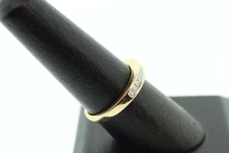 LADIES 14K GOLD AND DIAMOND BAND