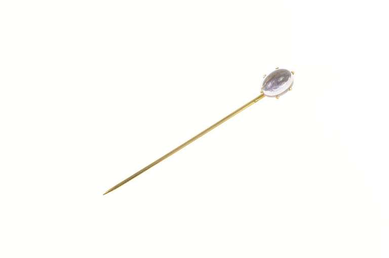 10K Yellow Gold Victorian Oval Amethyst Cabochon Ornate Stick Pin