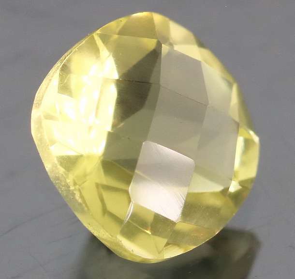 Superb 3.94ct cushion cut golden yellow Citrine