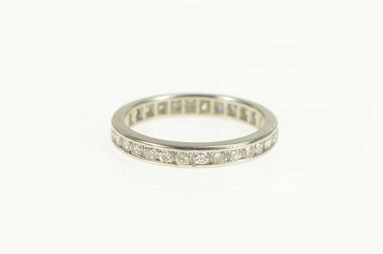 Platinum 0.90 Ctw Diamond Eternity Anniversary Band Ring