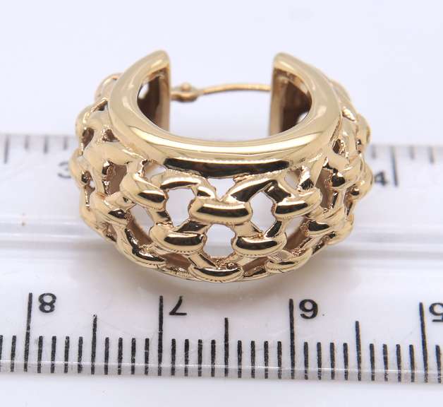 Attractive Yellow Gold Fancy Design Hoop Earrings