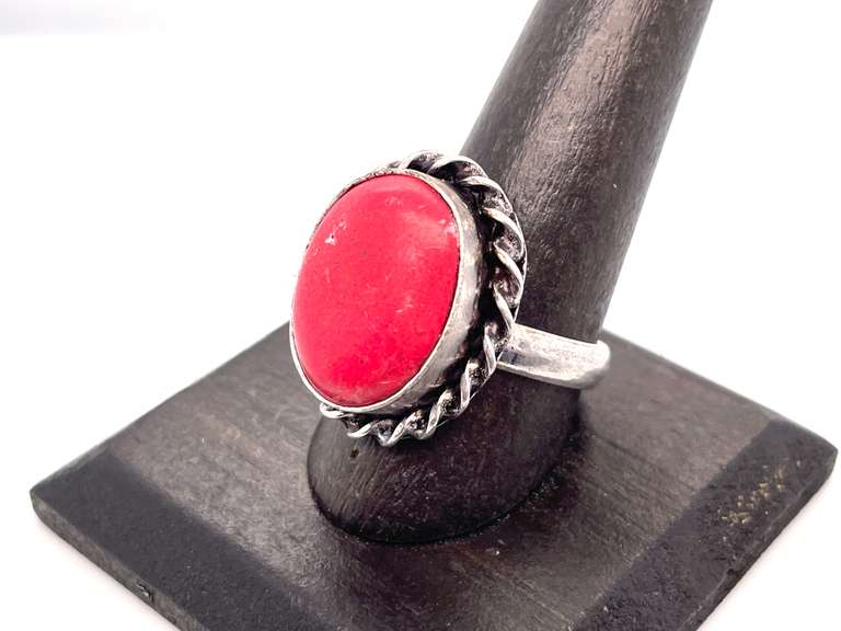Ovular Red Coral Tibetan Silver Rope Design Ring