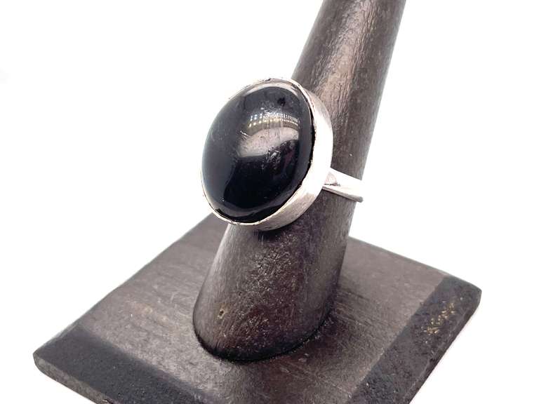 🕷Hello, Gourd-geous!🕷 Oval Black Onyx Tibetan Silver Ring