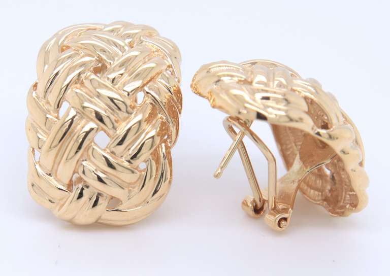 Wonderful Yellow gold Earrings