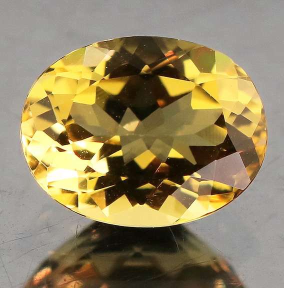 Phenomenal Heliodor Beryl weighing 1.62 carats